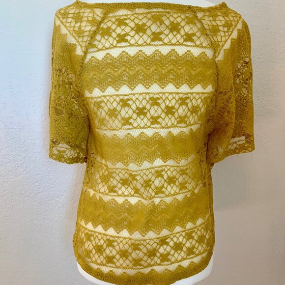 LOLA Mustard Yellow Lace Cropped Dolman Short Sleeve Top L - Picture 2 of 6